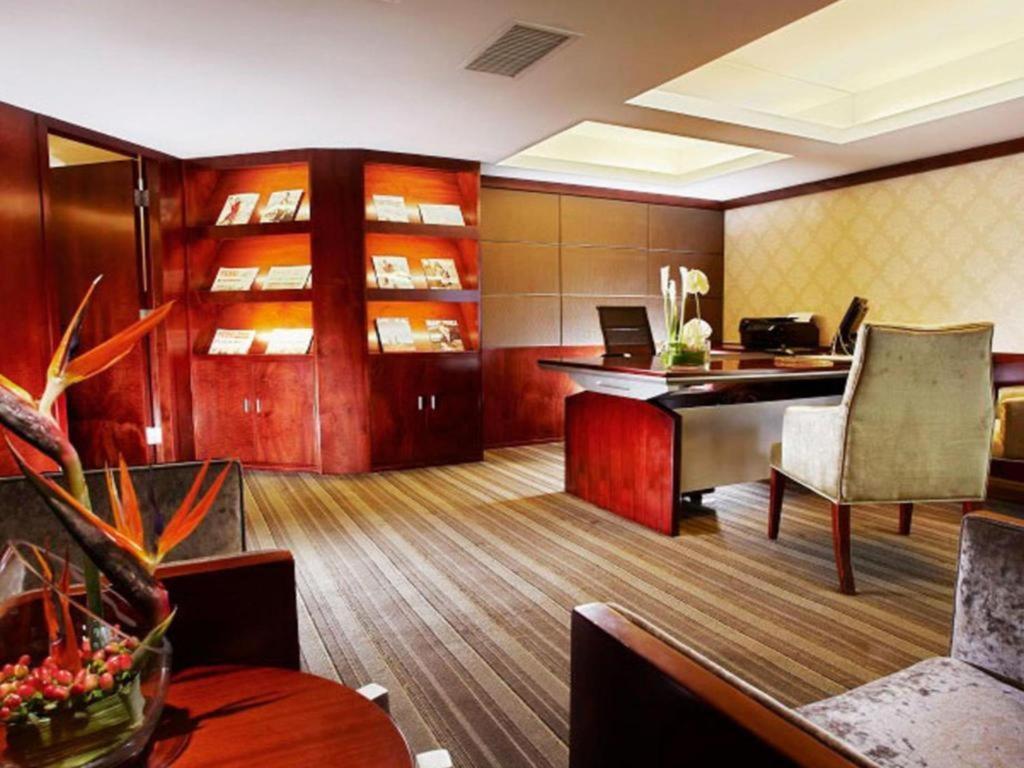 Dezhou Regal Kangbo Hotel Екстериор снимка