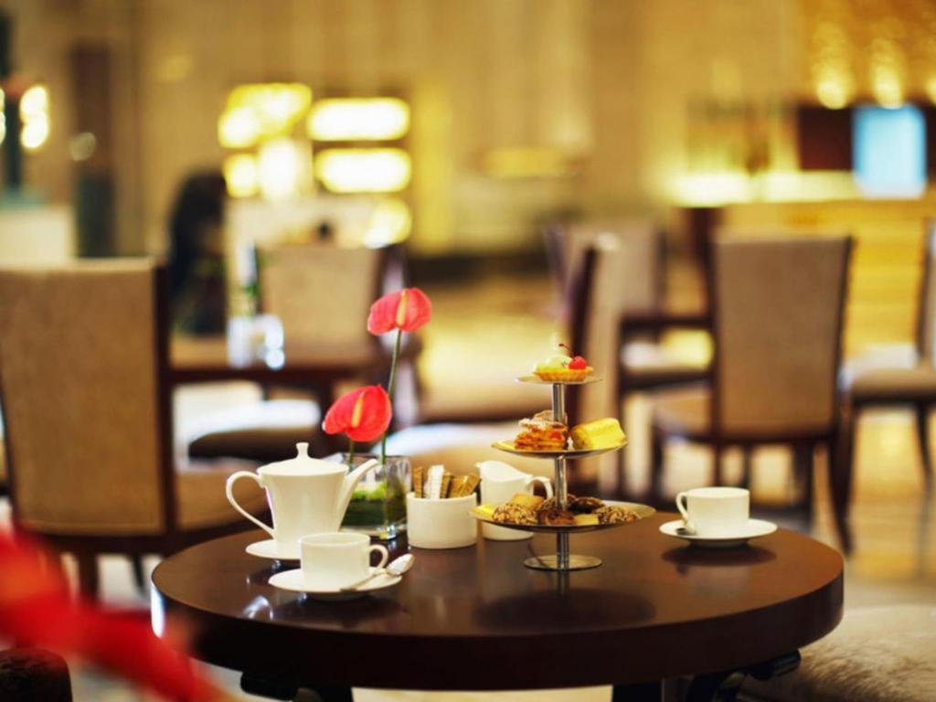 Dezhou Regal Kangbo Hotel Екстериор снимка