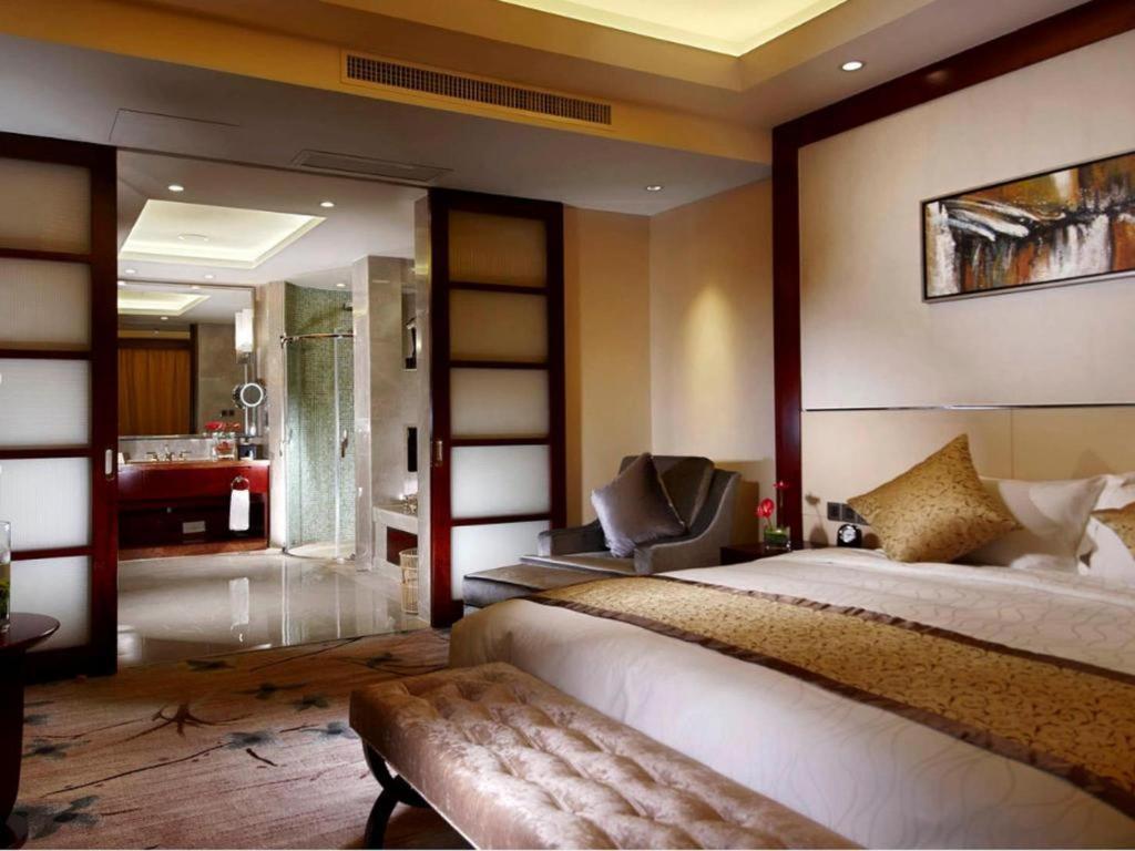 Dezhou Regal Kangbo Hotel Екстериор снимка