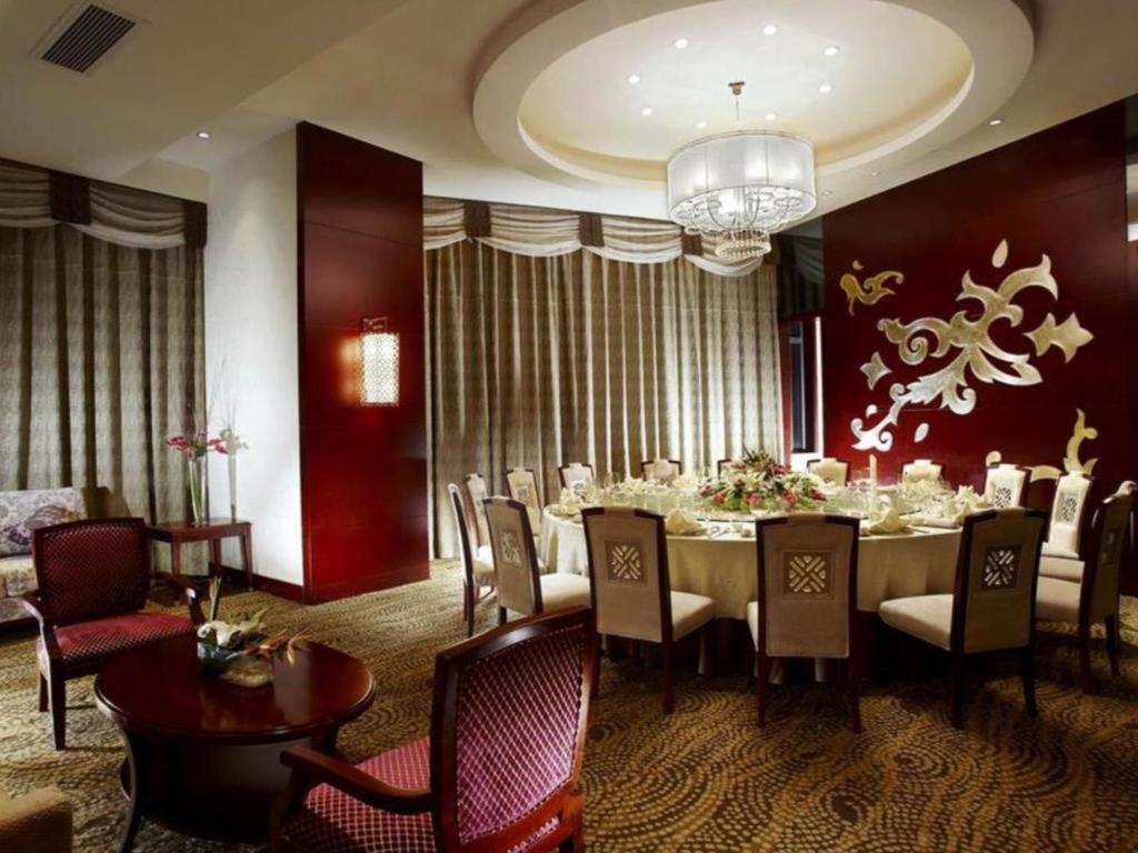 Dezhou Regal Kangbo Hotel Екстериор снимка