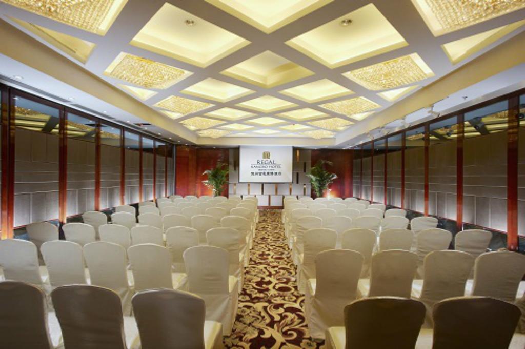 Dezhou Regal Kangbo Hotel Екстериор снимка